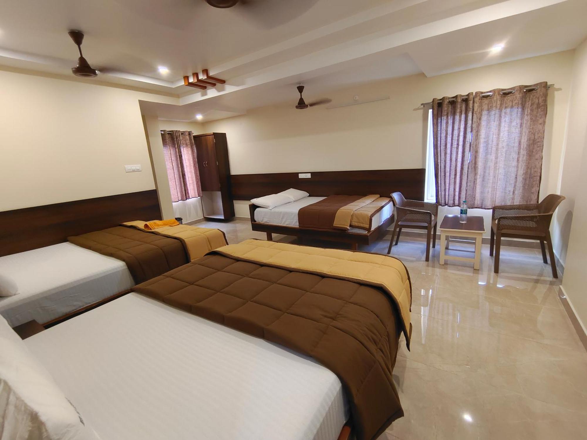 Hotel Dkr Grand 티루파티 외부 사진